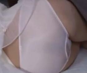 夫の部下に強引に夜這いされた人妻の寝取られ強姦