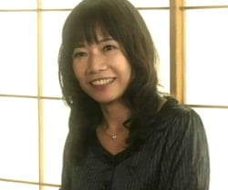 普通の感じがたまらない3人の五十路主婦が肉棒への欲望を剥き出していく初撮り映像