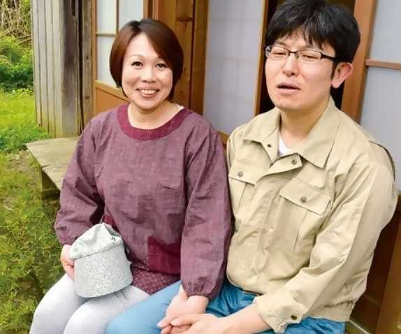 農業研修で住み込むことになった男子大学生とハメまくった五十路未亡人の農婦