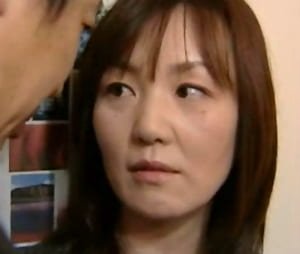 凄まじいハードピストンの嵐！力ずくの情事に狂乱する人妻たち ヘンリー塚本