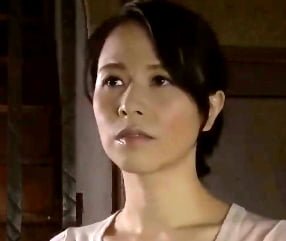 母さん俺の使ってくれよ…親父との性生活が無い母を犯した息子 井上綾子