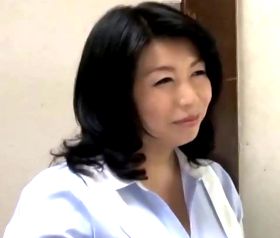 一度味わったらやめられない四十路義母の柔らかな肉の感触 折原ゆかり