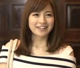 美しい母の友人に魂を奪われた青年 新山沙弥