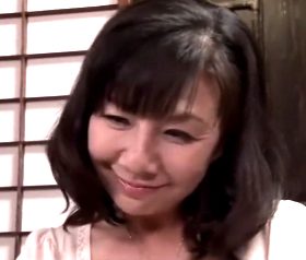 友人母の誘惑～恋愛ドラマにハマって色気づいた五十路おばちゃん