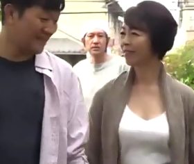 幼馴染と息子に愛された五十路熟女の三角関係 藍川京子