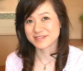 人前でSEXするという非日常的な性行為に興奮していく中年夫婦