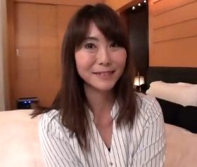 あづさ50歳 上品系の奥様が失神寸前でガチ狂乱していくラブホハメ撮り