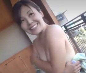 熟れ始めた女体がたまらない35歳清楚系人妻の初撮りドキュメント