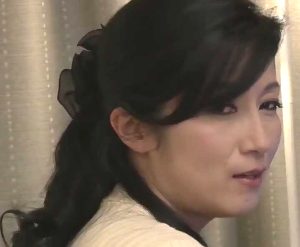 近親淫語SEX ～息子の変態的な性癖を知った四十路母～ 七海ひさ代