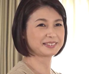 同居する五十路義母の熟した女の色気に魅了されていく娘婿 福山いろは